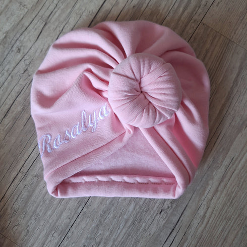 Turban bonnet nœud, buns ou simple personnalisable Prénom brodé tissu sweat fourré et chaud 15 couleurs